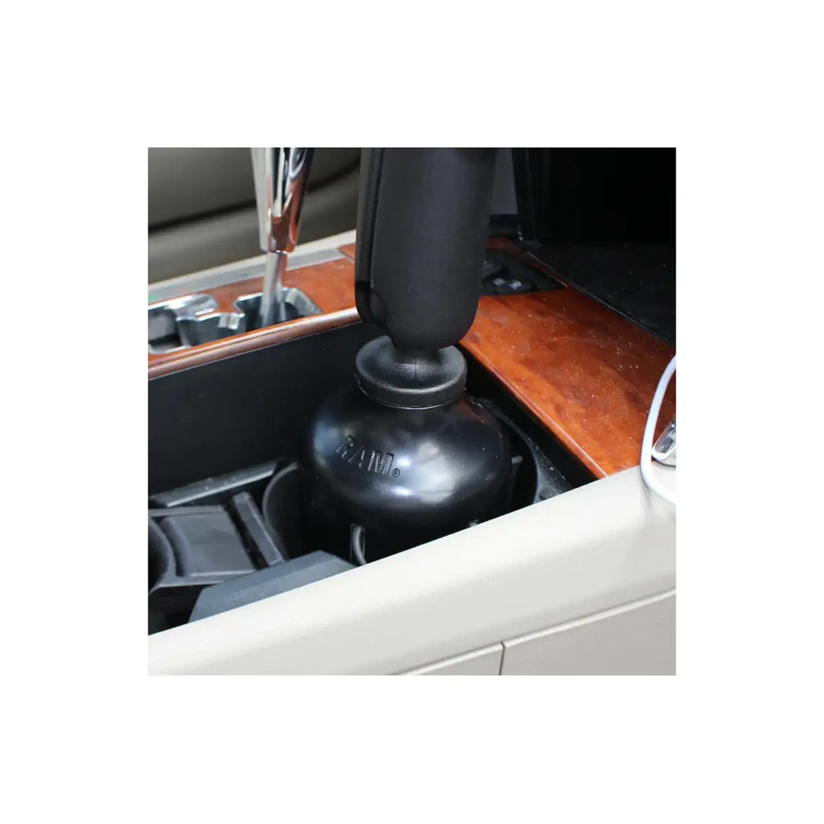 RAP-B-299-4U: RAM Stubby Cup Holder Ball Base in use in vehicle